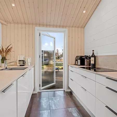 Frudde - 500m From The Sea By Interhome * Bøtø By