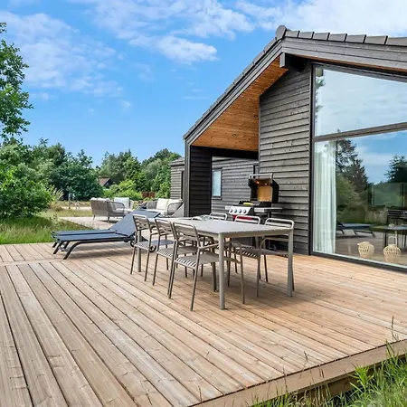 Frudde - 500m From The Sea By Interhome