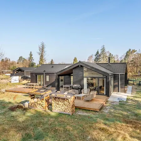 Frudde - 500m From The Sea By Interhome