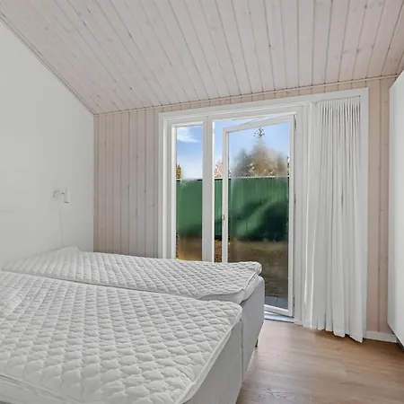 Frudde - 500m From The Sea By Interhome