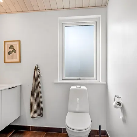 Frudde - 500m From The Sea By Interhome *